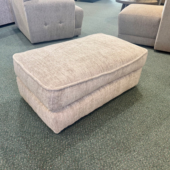 Bucktown Standard Ottoman