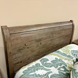 RM Queen Bed