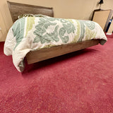 RM Queen Bed