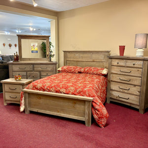 Queen Rustic Arch Bedroom Set