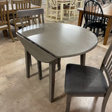 Shullden Table & 2 Chairs