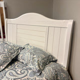 Cool Farmhouse Queen Bed