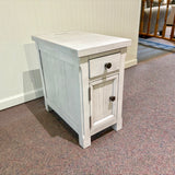 Robbinsdale Chairside End Table