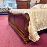 Queen Hudson Sleigh Bed