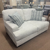 Brebryan Loveseat