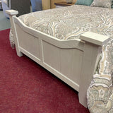 Queen White Arch Bedroom Set